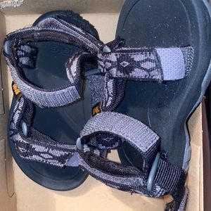 Baby sandals